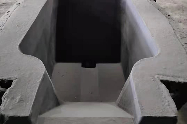 铁水包浇注料在材料成分上有明确区分